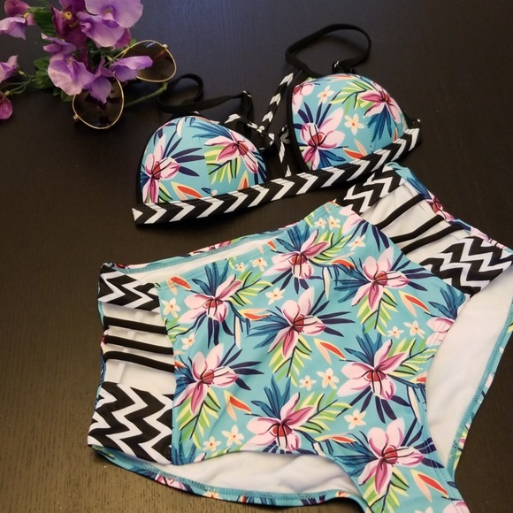 unbranded Other - Stylish print multicolored bikini